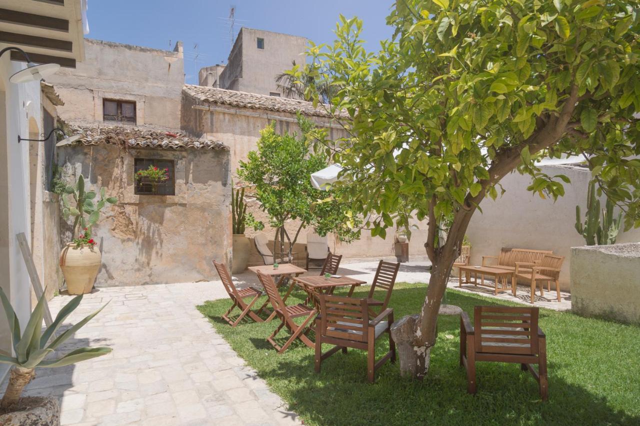 Bed And Breakfast Welcome Noto Exterior photo